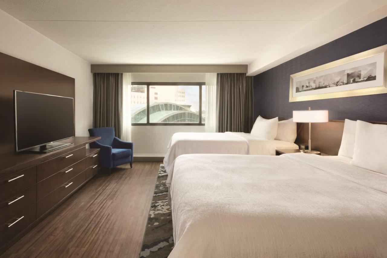 Embassy Suites By Hilton Indianapolis Downtown Esterno foto